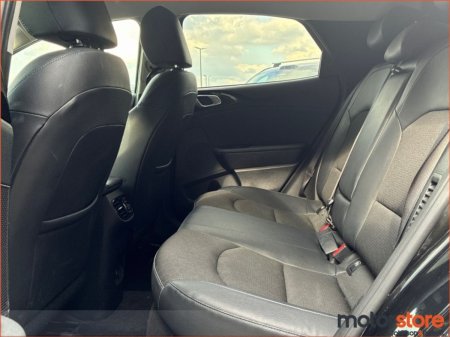 2023 Kia XCeed - photo 5