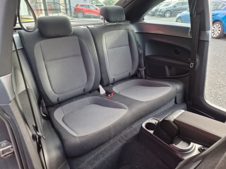 2013 Volkswagen Beetle - photo 14