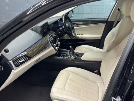 2018 BMW 5-Series - photo 13