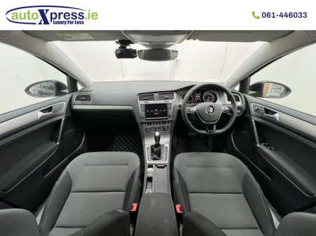 2017 Volkswagen Golf - photo 2