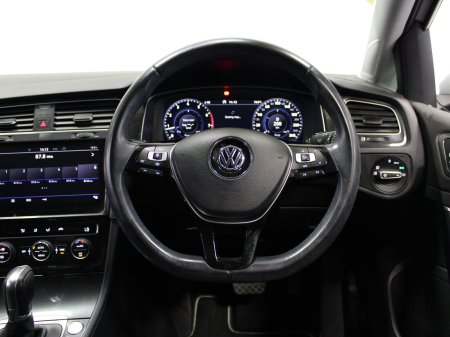 2019 Volkswagen Golf - photo 16
