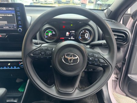2020 Toyota Yaris - photo 10
