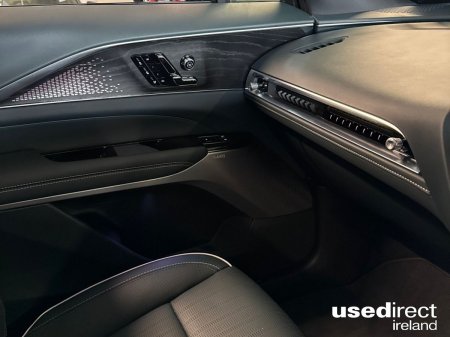 2025 Cadillac Lyriq - photo 41