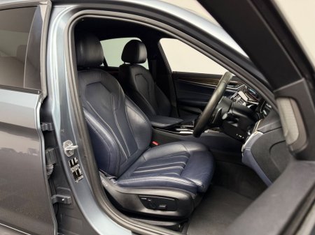 2017 BMW 5-Series - photo 10