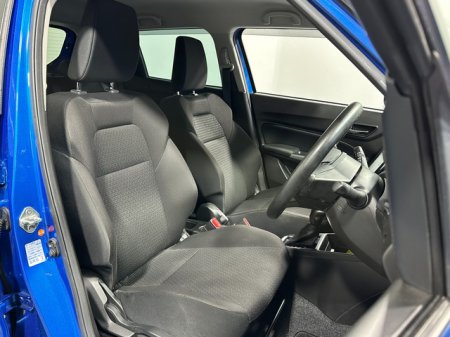 2023 Suzuki Swift - photo 9