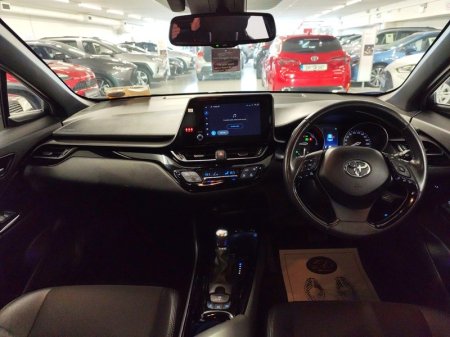 2022 Toyota C-HR - photo 8