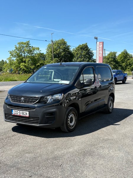 2022 Peugeot Partner