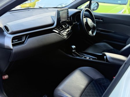 2020 Toyota C-HR - photo 8