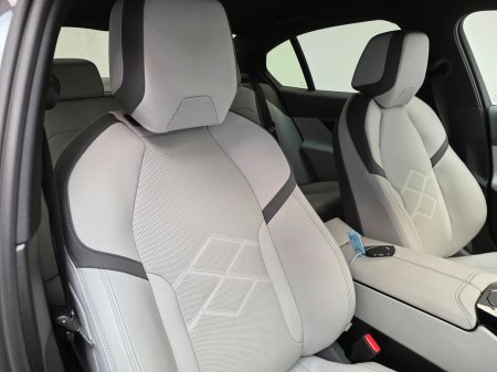 2025 BMW i5 - photo 15
