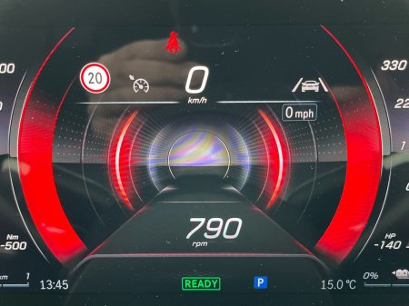 2025 Mercedes-Benz GLC - photo 31