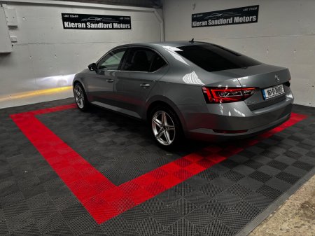 2016 Skoda Superb - photo 8