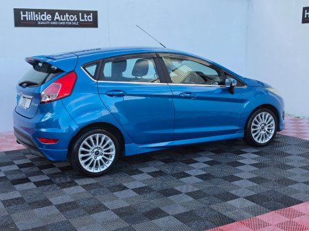 2016 Ford Fiesta - photo 8