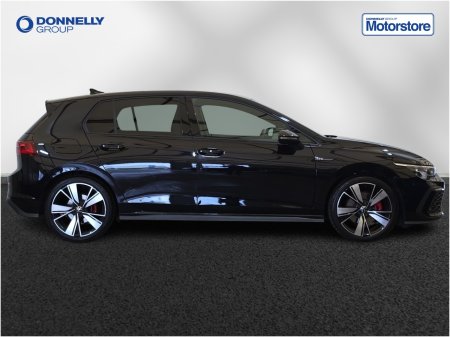 2023 Volkswagen Golf - photo 3