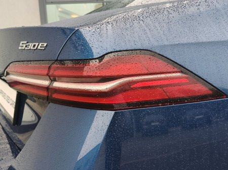 2024 BMW 5-Series - photo 19
