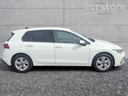 2022 Volkswagen Golf - photo 2