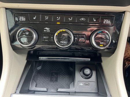 2024 Skoda Superb - photo 25