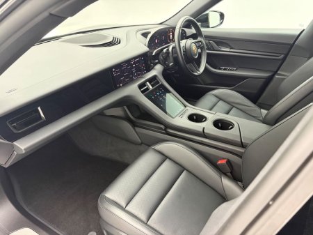2023 Porsche Taycan - photo 16