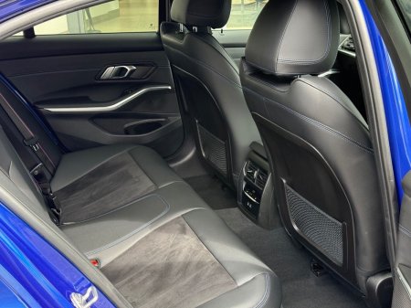 2023 BMW 3-Series - photo 11