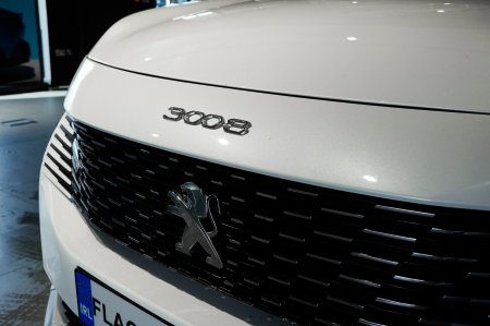 2023 Peugeot 3008 - photo 3