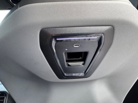 2024 BMW 5-Series - photo 16