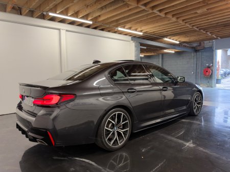 2021 BMW 5-Series - photo 7