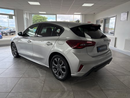 2024 Ford Focus - photo 7