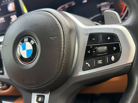 2023 BMW 5-Series - photo 22