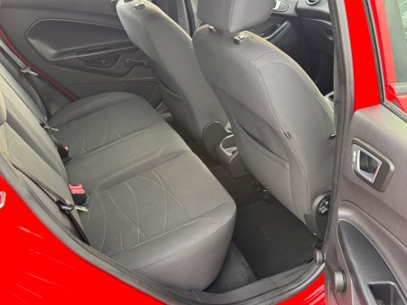 2014 Ford Fiesta - photo 9