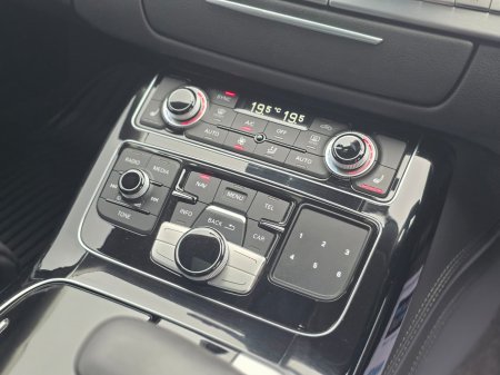 2017 Audi A8 - photo 12