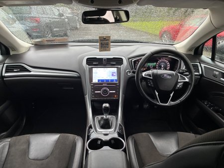 2017 Ford Mondeo - photo 17