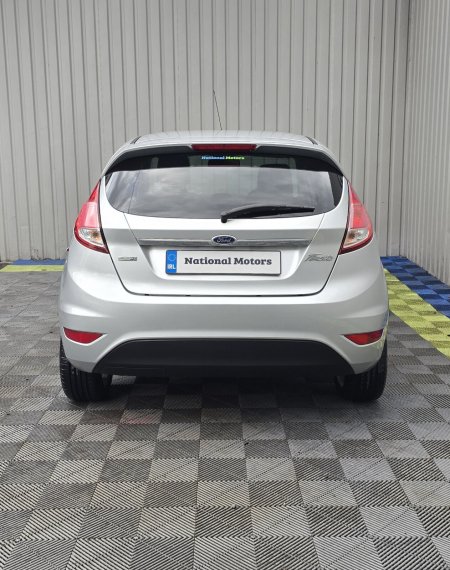 2015 Ford Fiesta - photo 5