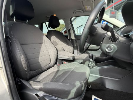 2015 Skoda Fabia - photo 6