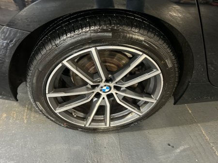 2021 BMW 3-Series - photo 18