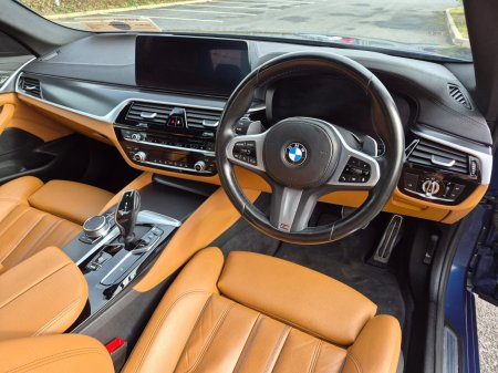 2022 BMW 5-Series - photo 15