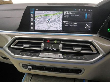 2023 BMW X5 - photo 8