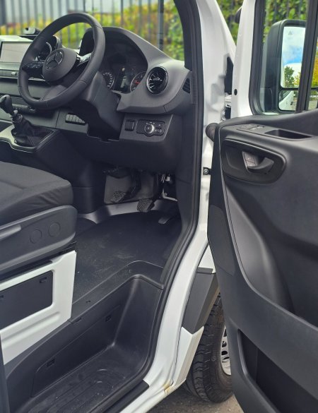 2026 Mercedes-Benz Sprinter - photo 10