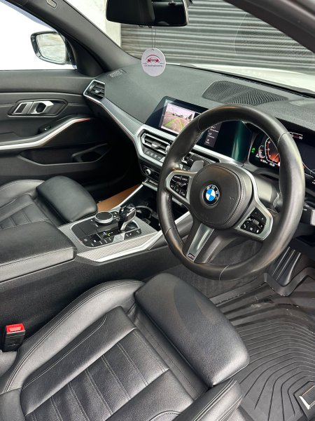 2020 BMW 3-Series - photo 23
