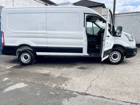 2025 Ford Transit - photo 3