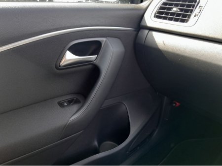 2017 Volkswagen Polo - photo 23