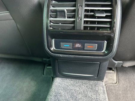 2017 Volkswagen Passat - photo 11