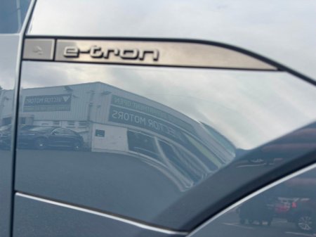 2024 Audi Q8 e-tron - photo 25
