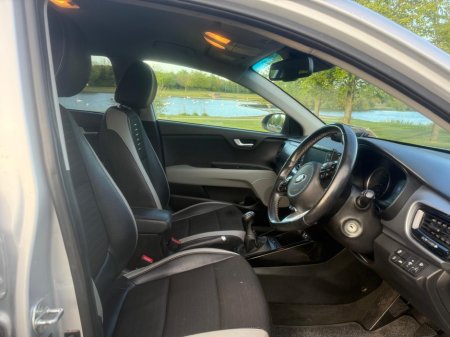 2019 Kia Stonic - photo 8