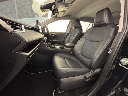 2025 Toyota RAV4 - photo 6