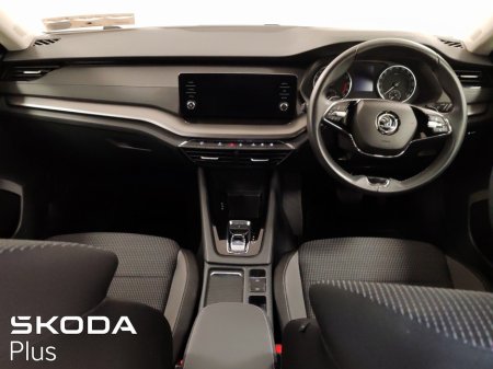 2023 Skoda Octavia - photo 2