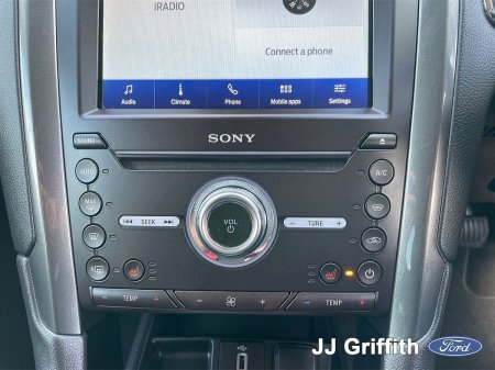 2020 Ford Mondeo - photo 14