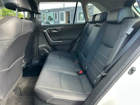 2021 Toyota RAV4 - photo 15