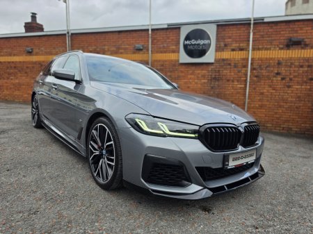 2022 BMW 5-Series - photo 17
