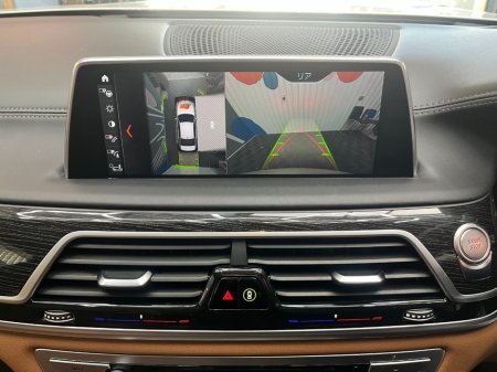 2017 BMW 7-Series - photo 11
