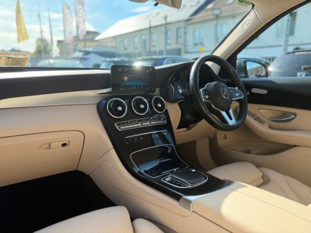 2020 Mercedes-Benz GLC - photo 26