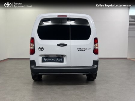 2025 Toyota Proace City - photo 5